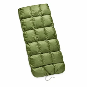 Sea to Summit Tanami green quilted down comforter laid flat on a white background.